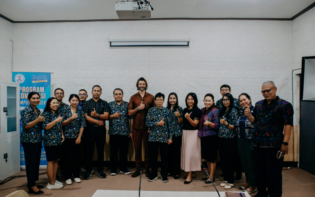 Undhira Gandeng Hands With Heart Foundation Perkuat Pendidikan Osteopati dan Layanan Disabilitas di Bali